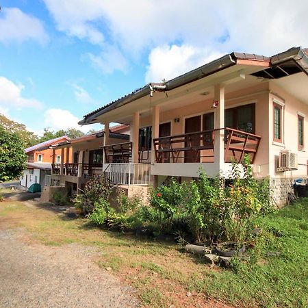 Hotel Oyo 75373 Chamil House à Nai Harn Extérieur photo