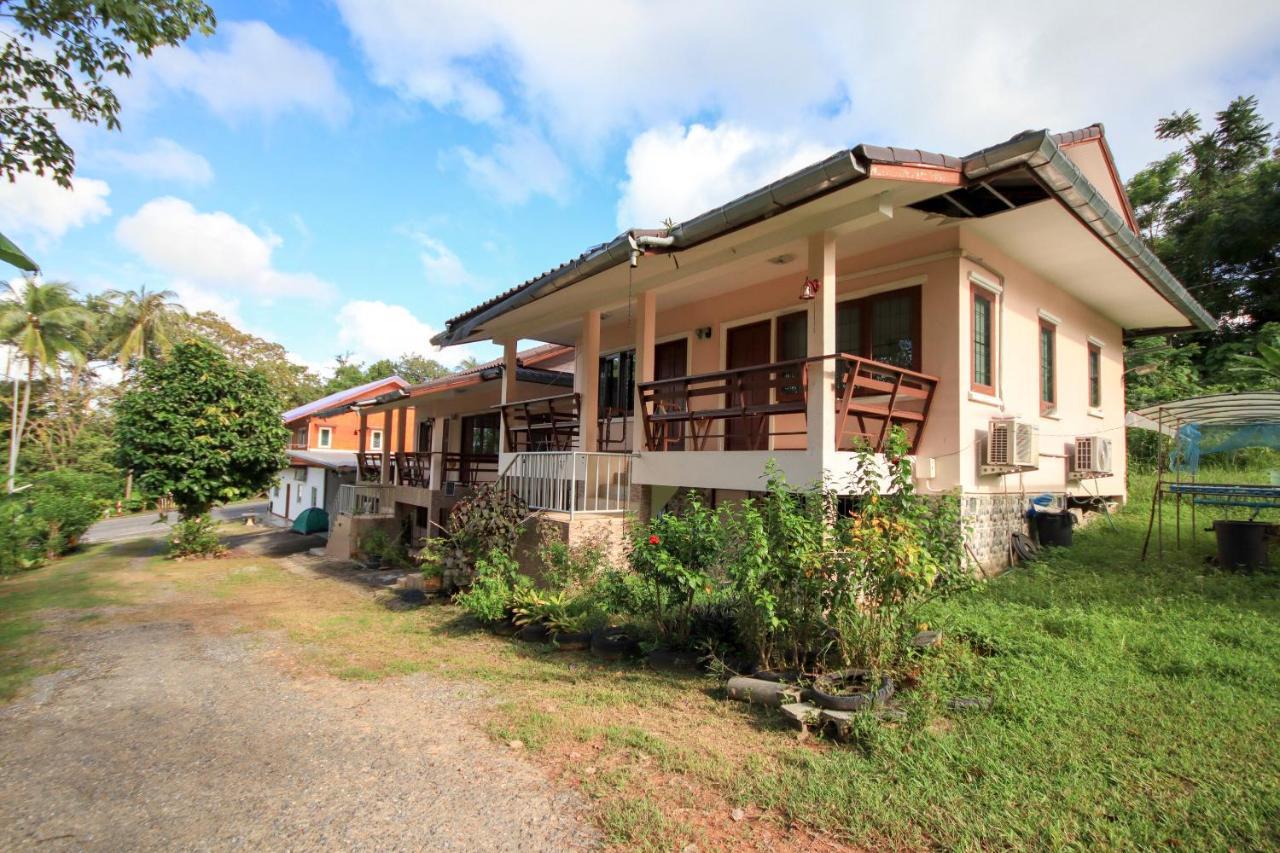 Hotel Oyo 75373 Chamil House à Nai Harn Extérieur photo