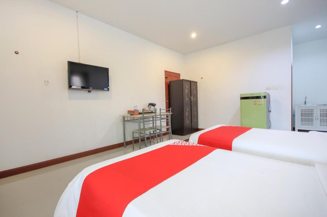 Hotel Oyo 75373 Chamil House à Nai Harn Extérieur photo